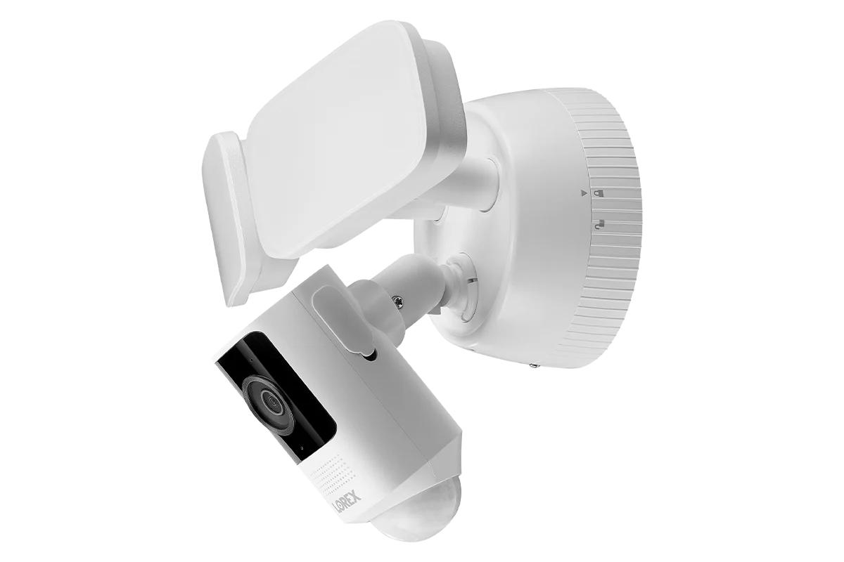 Lorex 2K Wi-Fi Floodlight Security Camera (32GB) - Image 4