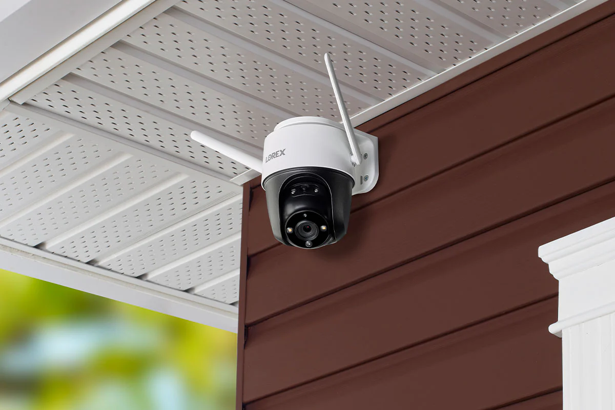 Lorex 2K Pan-Tilt Outdoor Wi-Fi Security Camera - Image 5