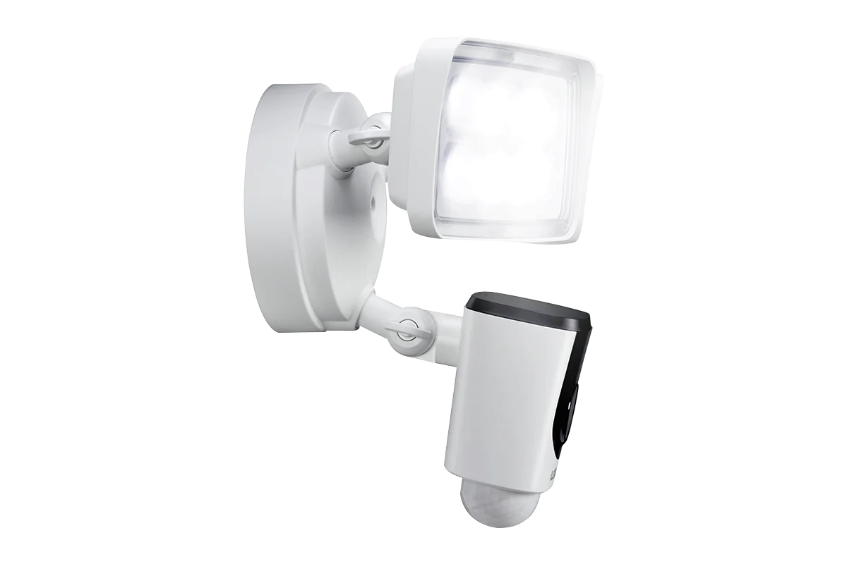 Lorex 1080p Wired Floodlight Camera - Image 4